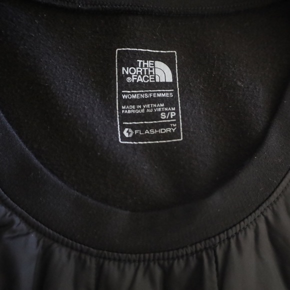 The North Face Women’s Flashdry Pullover, Black, Small - Picture 4 of 8